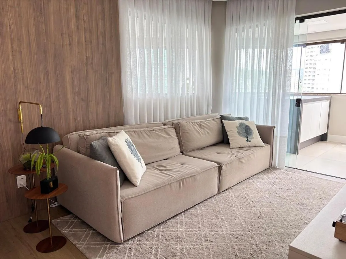 Apartamento Inteiro Reformado - Localizacao Perfeita E Otima Localizacao Балнеариу-Камбориу